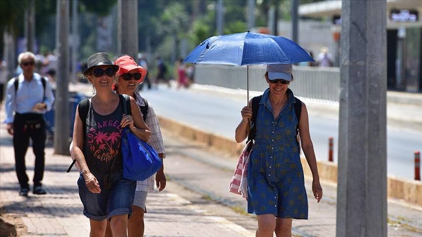 Meteoroloji uyardı: Bu 34 ilde 40 dereceyi göreceğiz! Hafta sonu dışarı çıkmak tehlikeli olabilir 4
